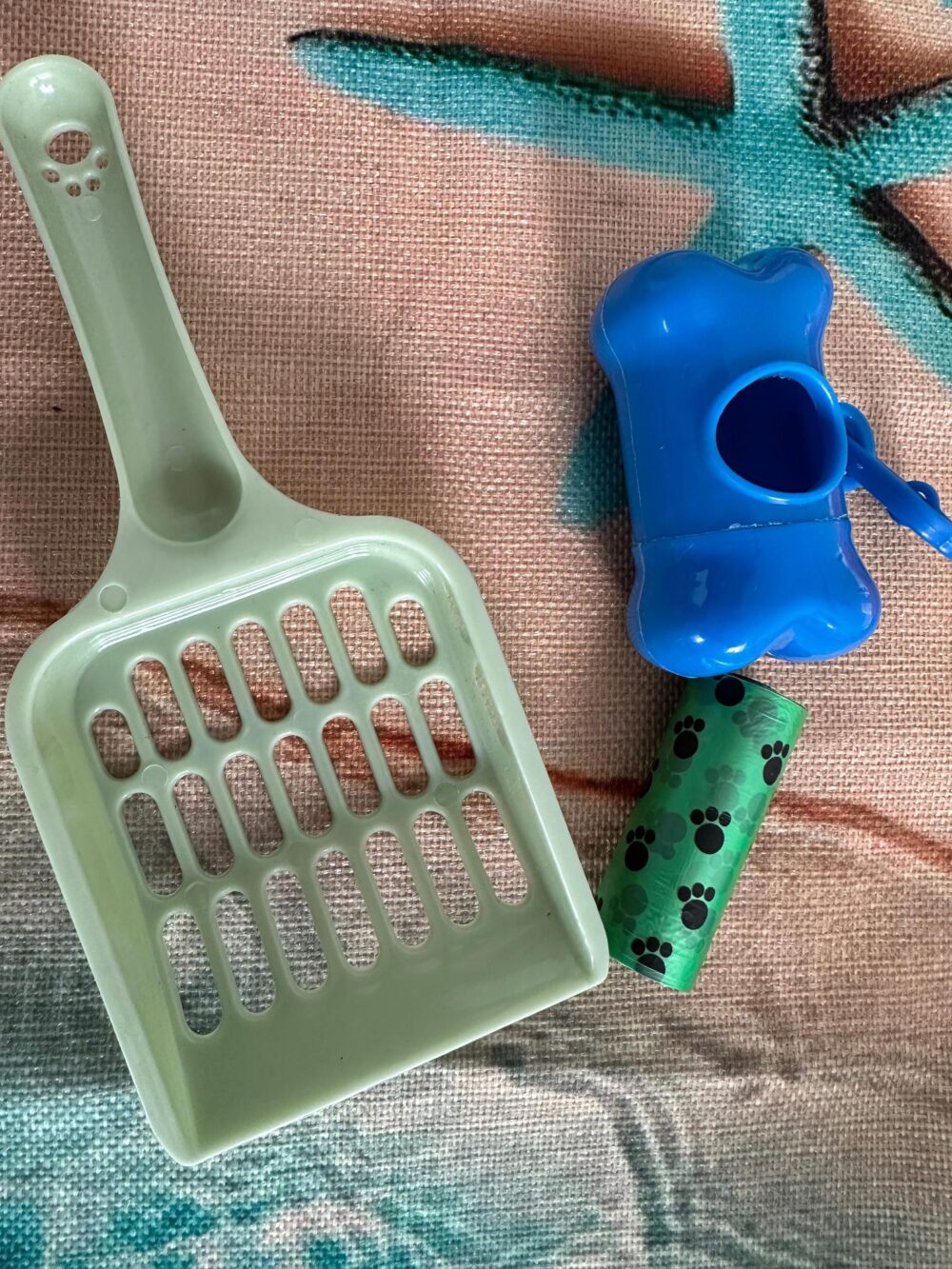 Cat Faced Litter Scoop – Cute & Practical